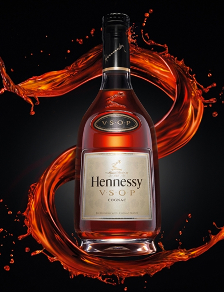 Hennessy VS Bottle Miami Signing & Event